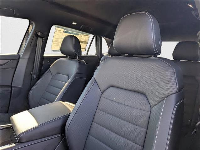 New 2026 Volkswagen Atlas Cross Sport SEL R-Line image 25