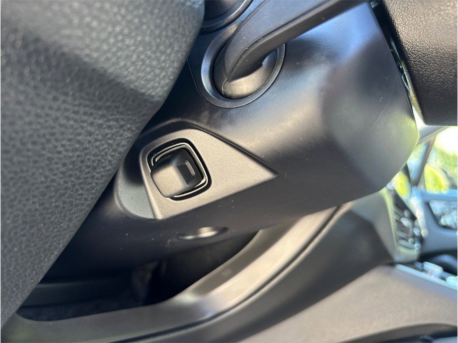 Used 2019 Porsche Cayenne image 23