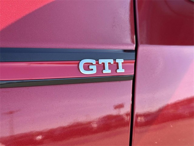Used 2024 Volkswagen GTI SE image 9