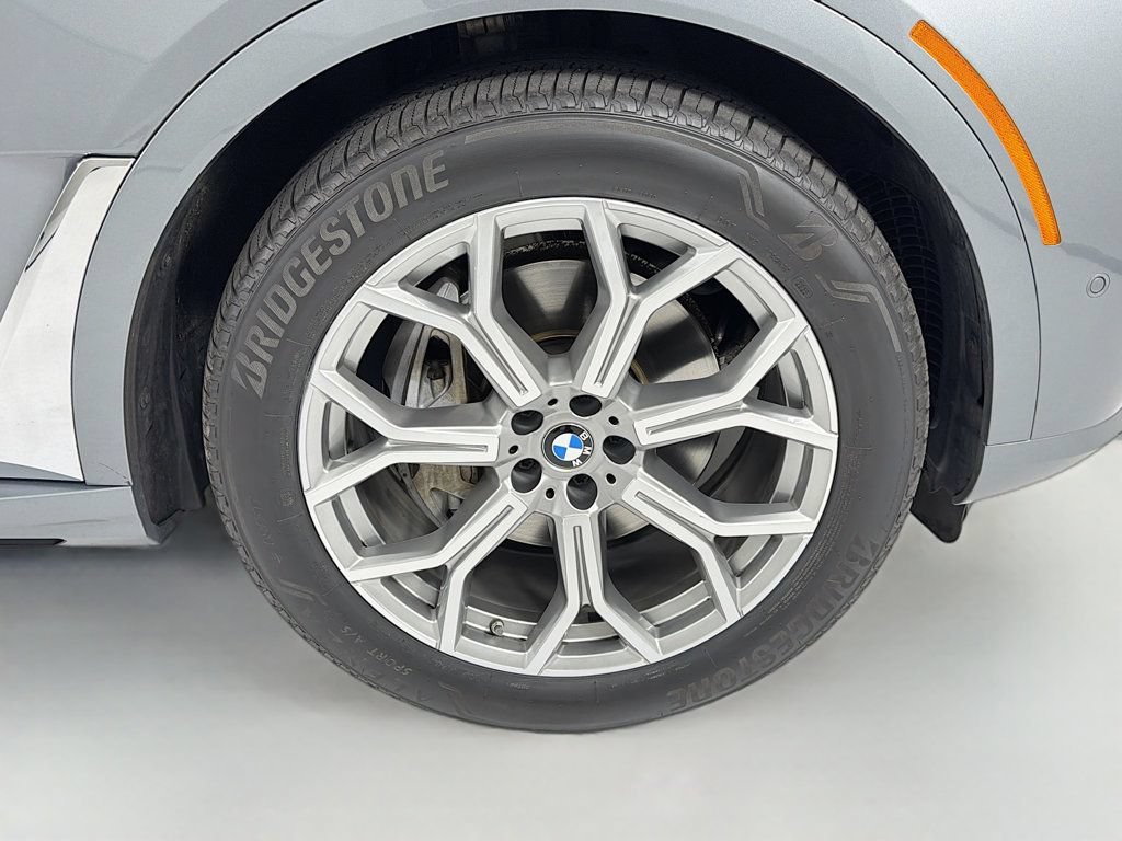 Used 2023 BMW X7 xDrive40i w/ Executive Package AWD/4WD image 36