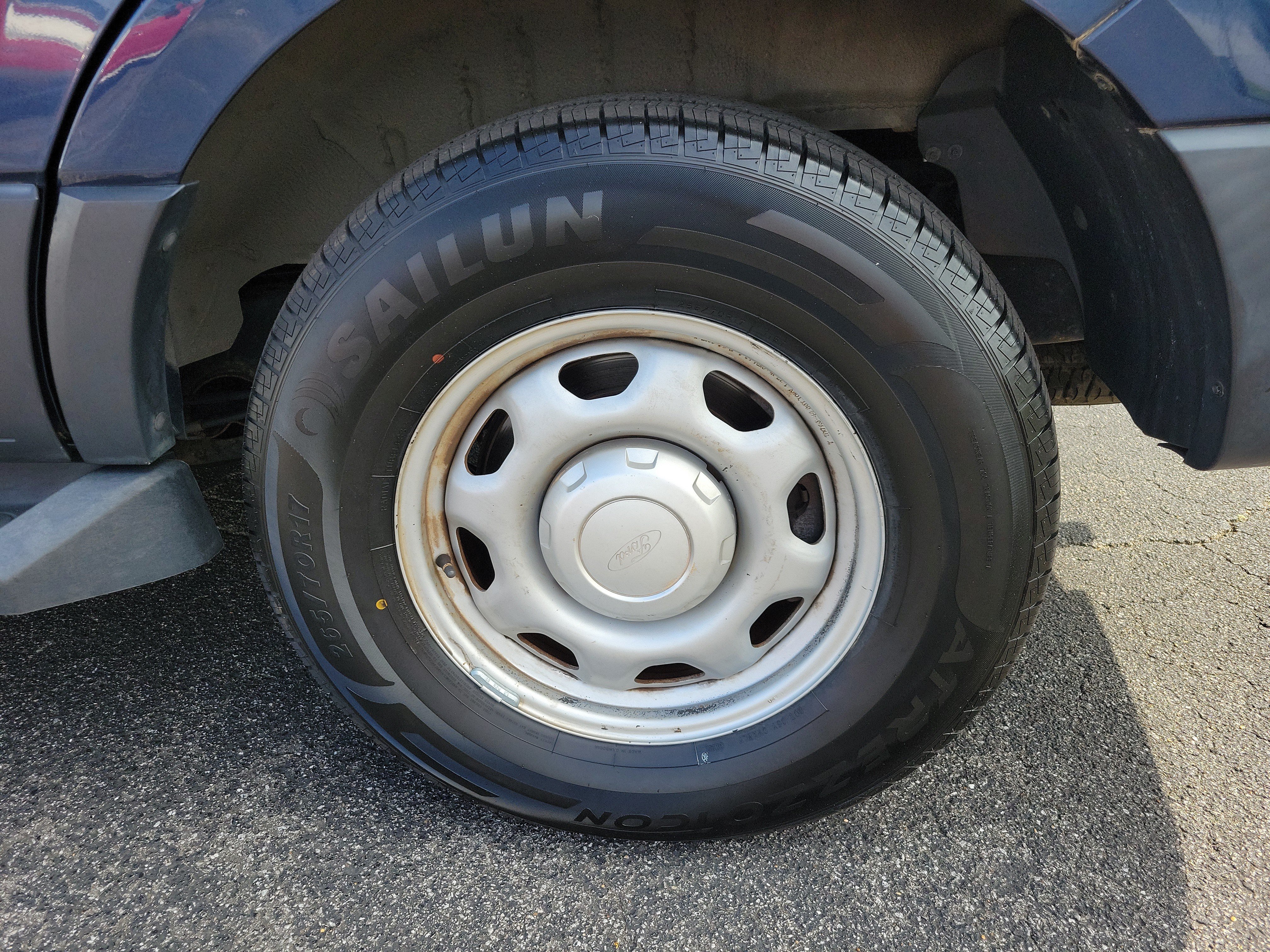 Used 2016 Ford Expedition XL AWD/4WD image 26