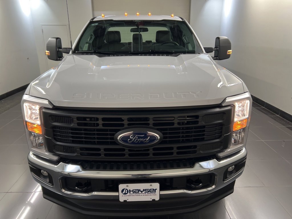 New 2026 Ford F250 XL w/ XL Chrome Package image 2
