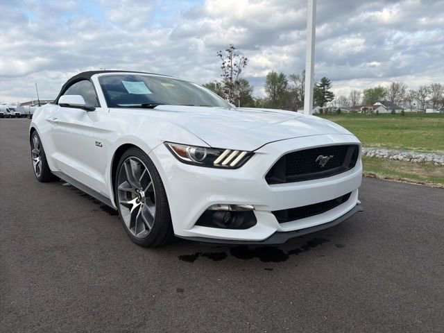 Used 2015 Ford Mustang GT Premium w/ Equipment Group 401A RWD image 3