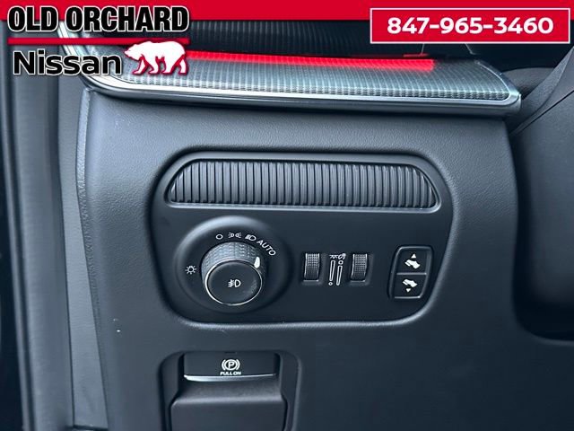 Used 2023 Jeep Grand Wagoneer Series II image 11