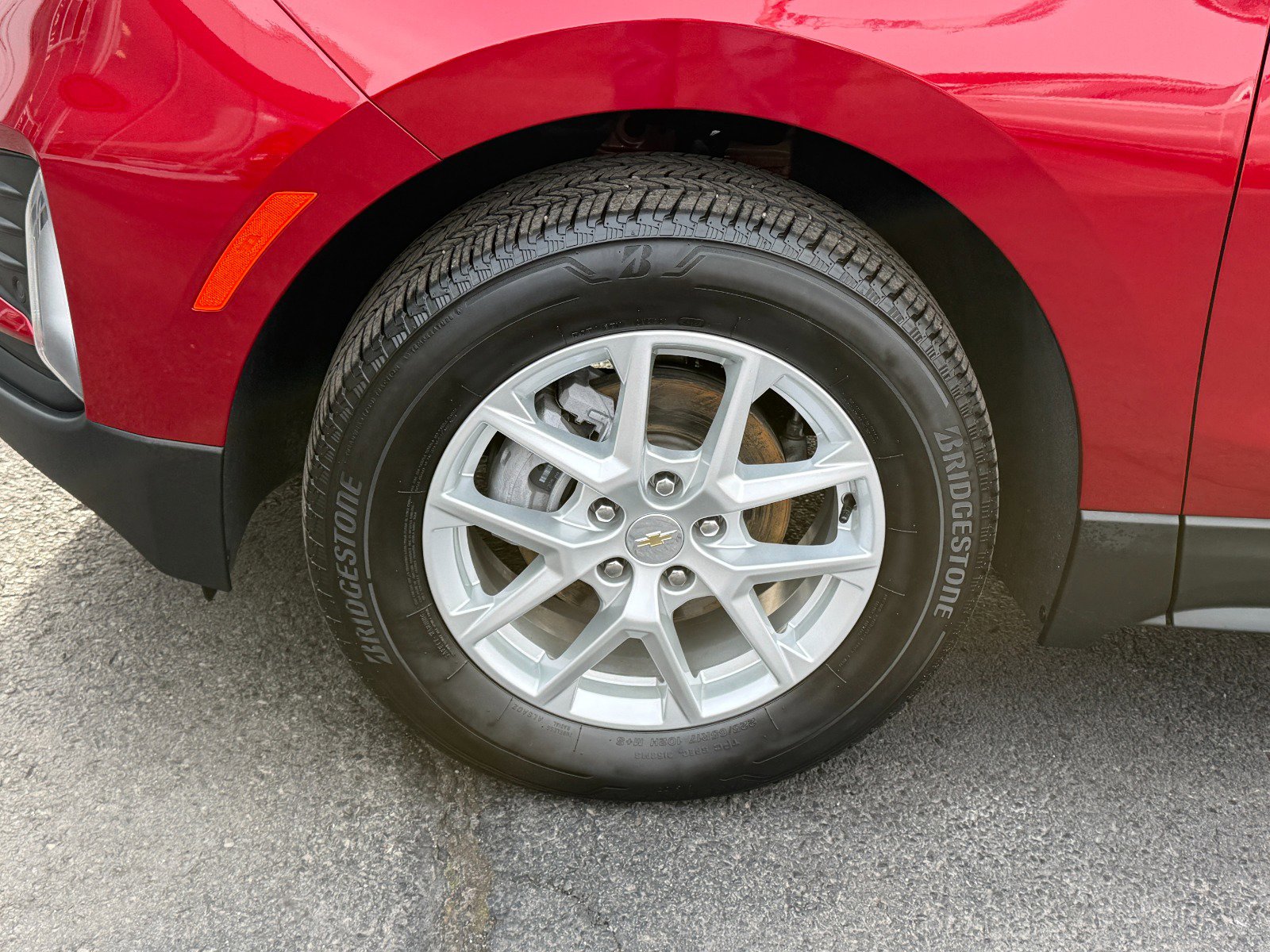 Used 2023 Chevrolet Equinox LT image 9