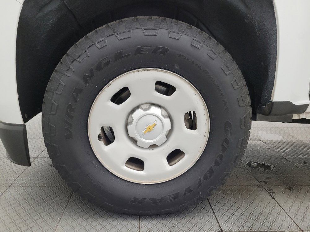 Used 2016 Chevrolet Colorado W/T image 31