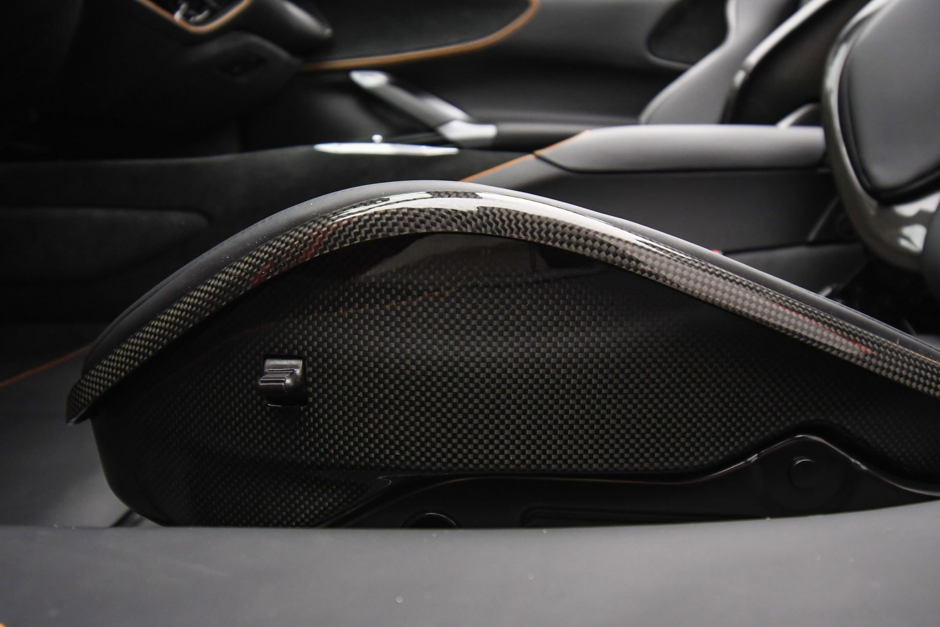 Used 2025 Ferrari SF90 Spider image 48