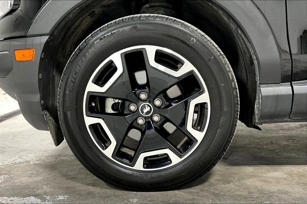 Used 2023 Ford Bronco Sport Outer Banks image 11