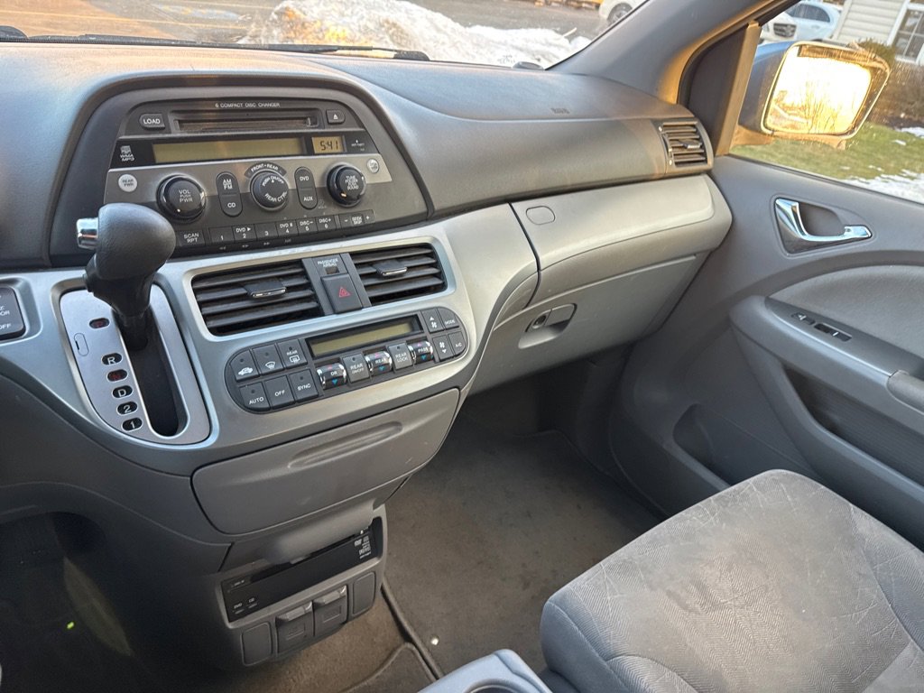 Used 2010 Honda Odyssey EX image 17