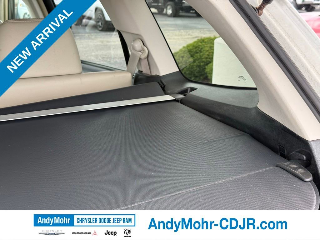 Used 2011 Subaru Outback 2.5i Limited image 29