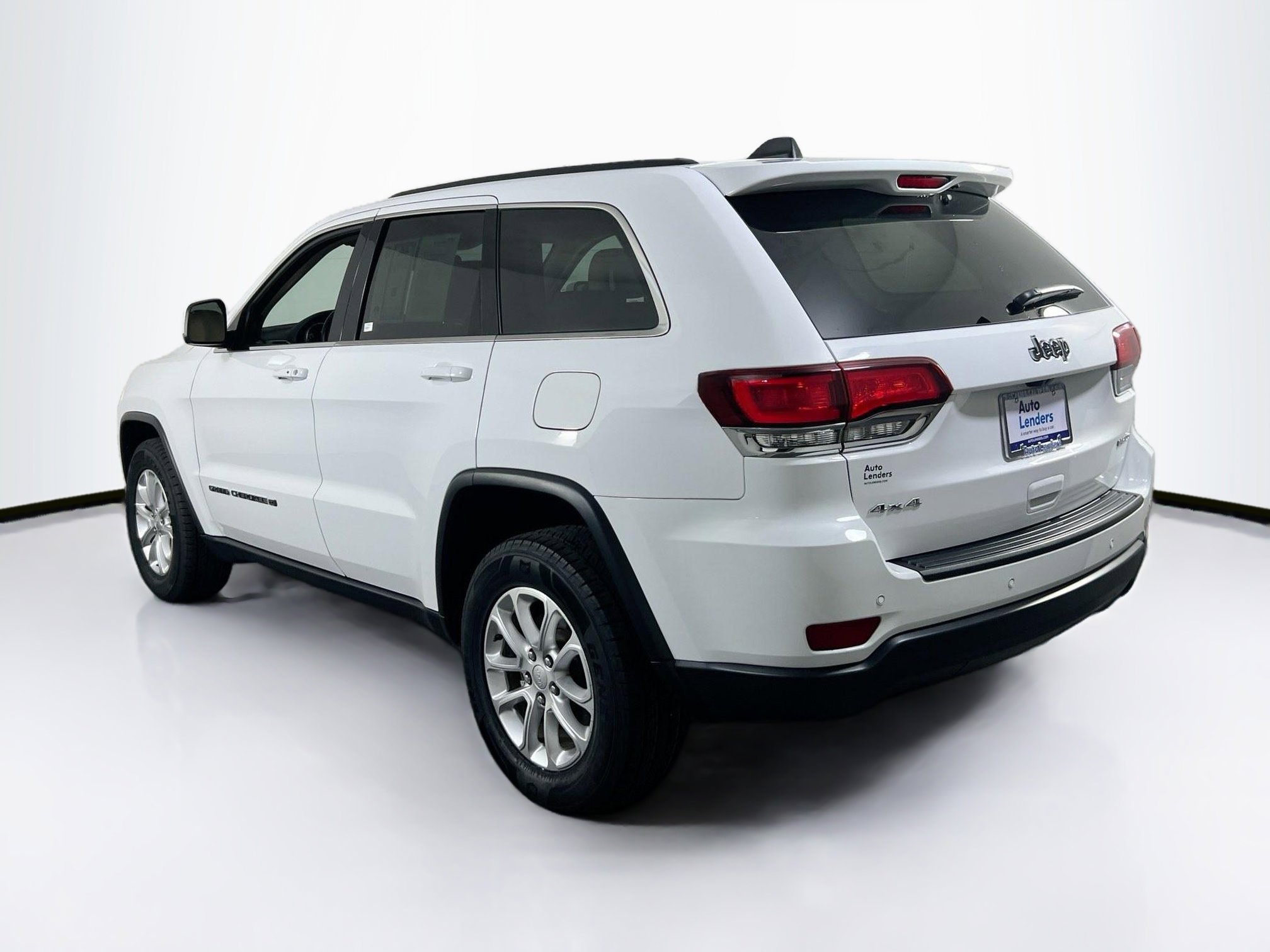 Used 2022 Jeep Grand Cherokee Laredo E w/ Security & Convenience Group image 7