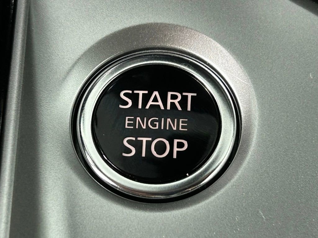 Used 2025 Nissan Altima 2.5 SL FWD image 21
