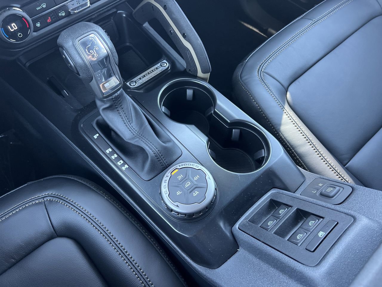 New 2026 Ford Bronco Badlands image 8