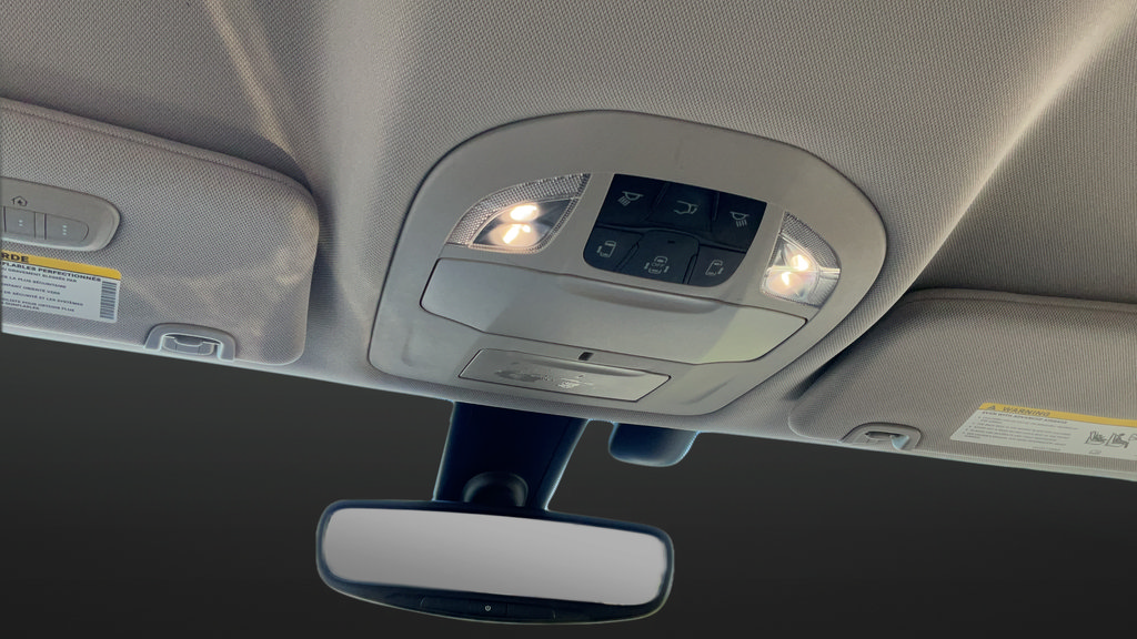 Used 2019 Chrysler Pacifica Touring Plus w/ Cold Weather Group FWD image 25