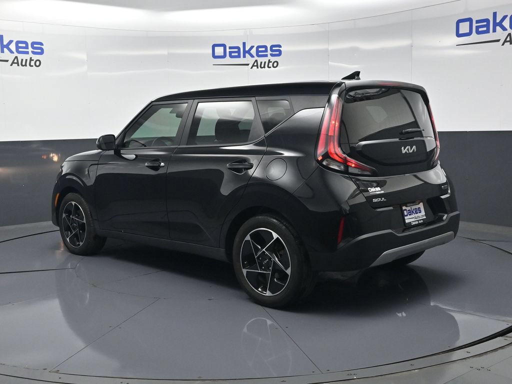 Certified 2023 Kia Soul EX FWD image 5