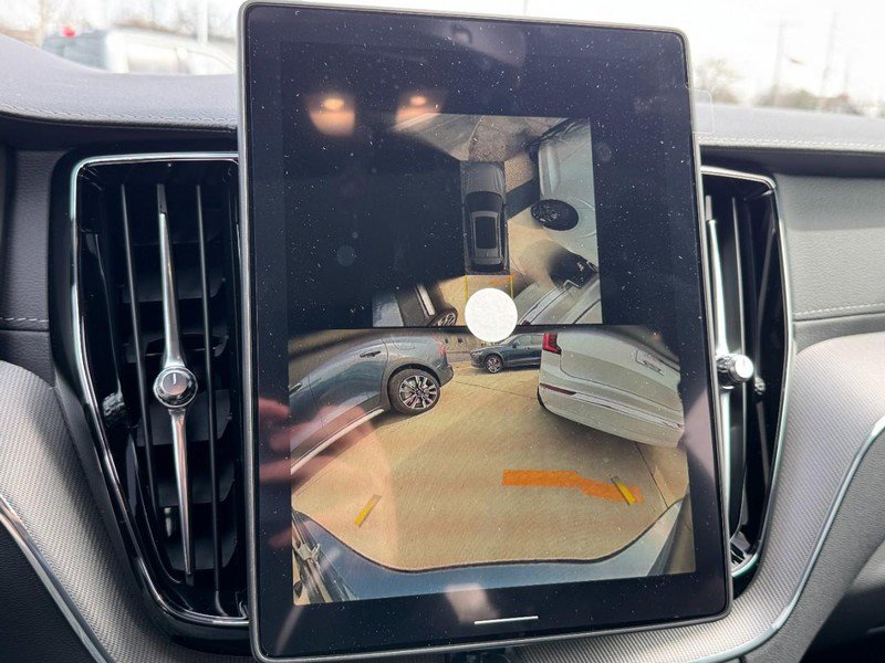 New 2026 Volvo XC60 T8 Ultra w/ Climate Package image 13