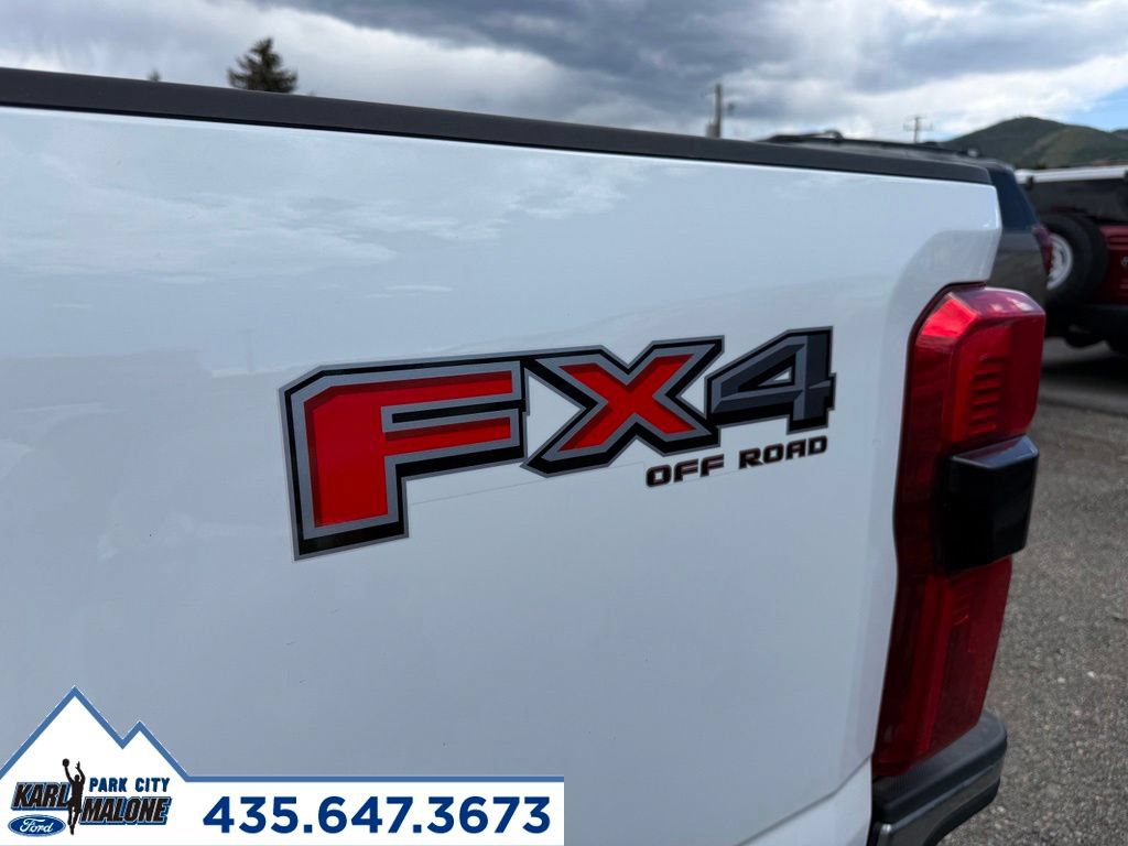 Used 2023 Ford F350 XLT AWD/4WD image 9