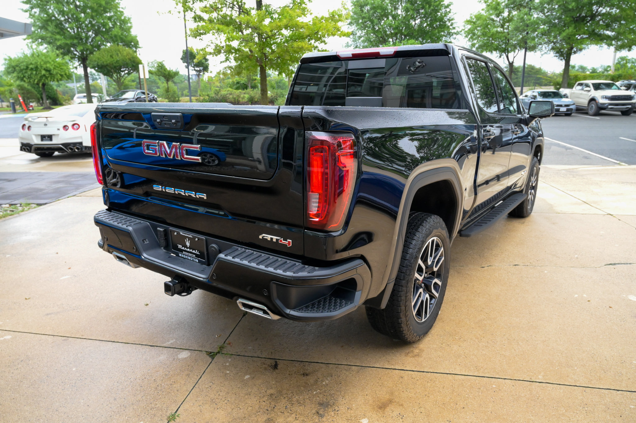 Used 2026 GMC Sierra 1500 AT4 w/ AT4 Preferred Package AWD/4WD image 5