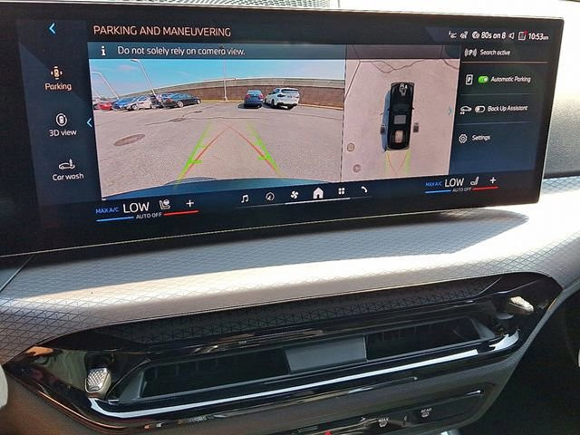 Certified 2025 BMW 330i xDrive Sedan w/ Premium Package image 14