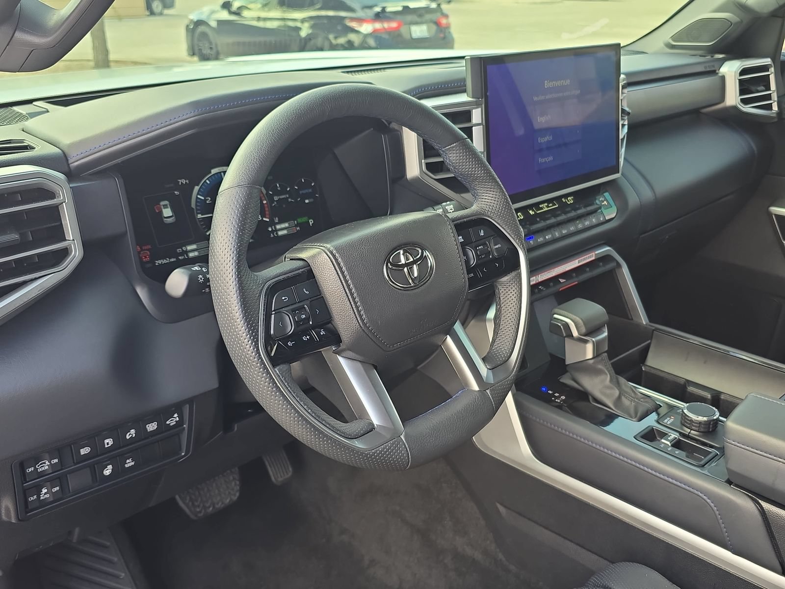 Used 2025 Toyota Sequoia Platinum AWD/4WD image 13