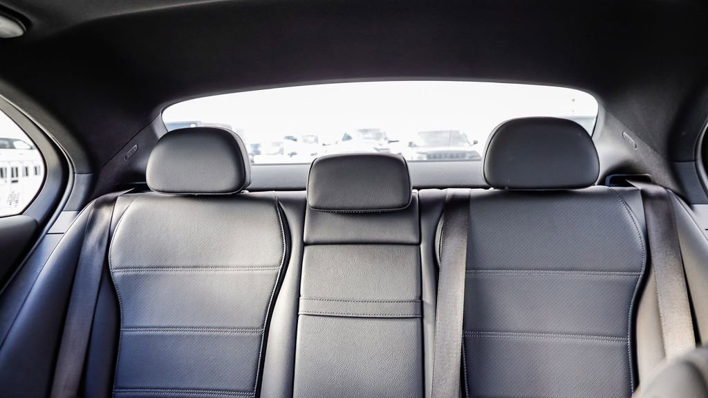 Used 2025 Mercedes-Benz C 300 4MATIC Sedan image 27