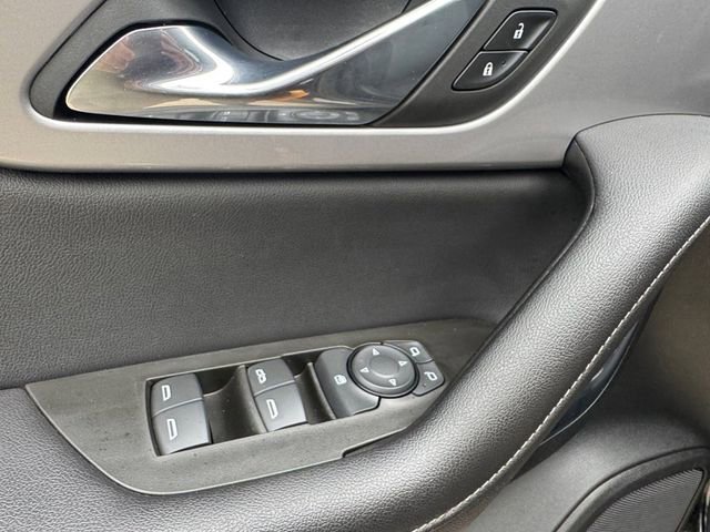 Used 2023 Chevrolet Blazer LT w/ Convenience Package FWD image 5