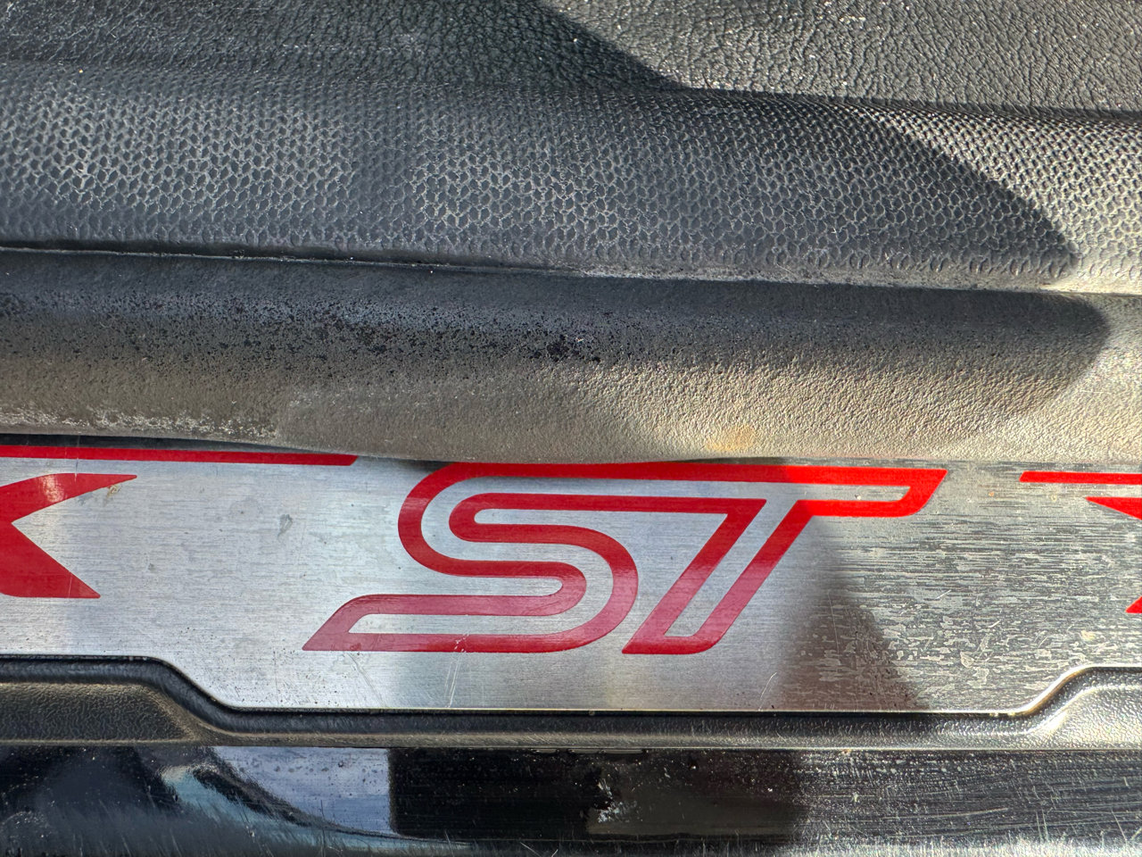 Used 2016 Ford Focus ST w/ Equipment Group 401A image 20