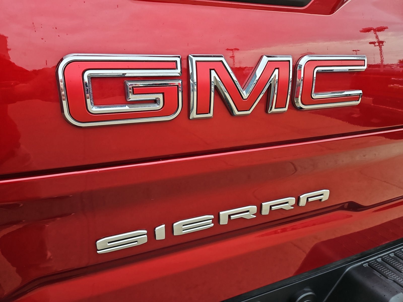 Used 2024 GMC Sierra 1500 SLT w/ SLT Premium Plus Package AWD/4WD image 22