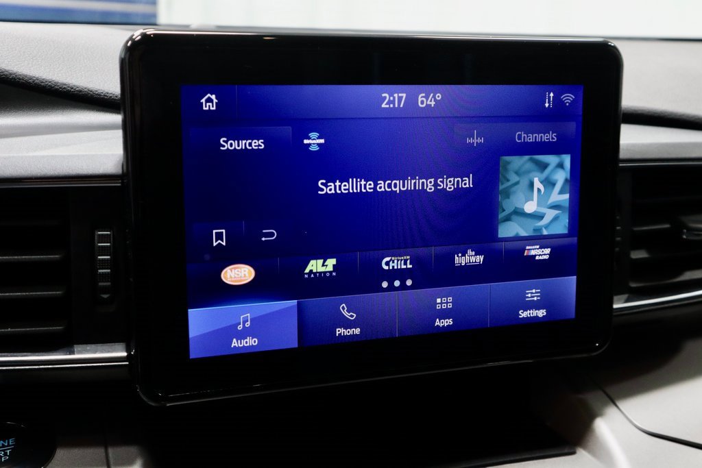 Certified 2024 Ford Explorer XLT w/ Equipment Group 202A image 3