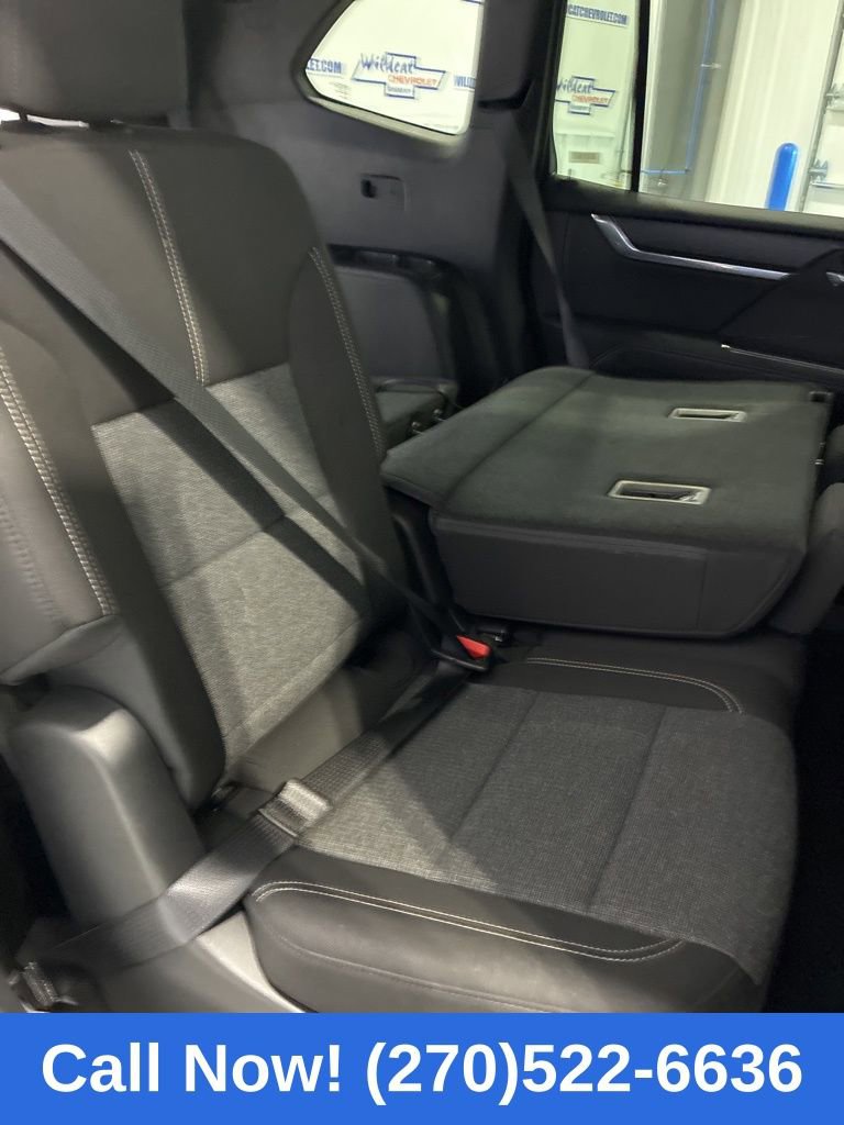 Used 2025 GMC Acadia Elevation image 38