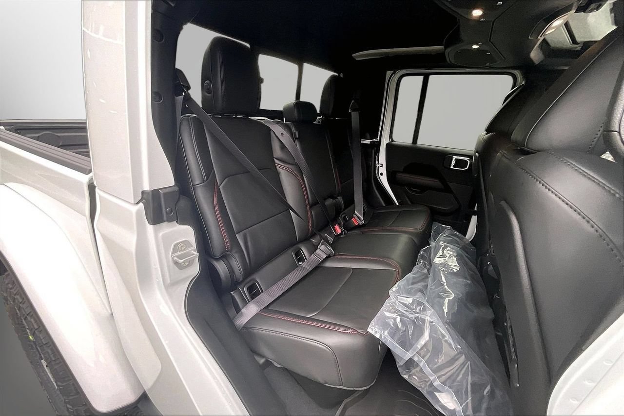 New 2026 Jeep Gladiator Rubicon AWD/4WD image 19
