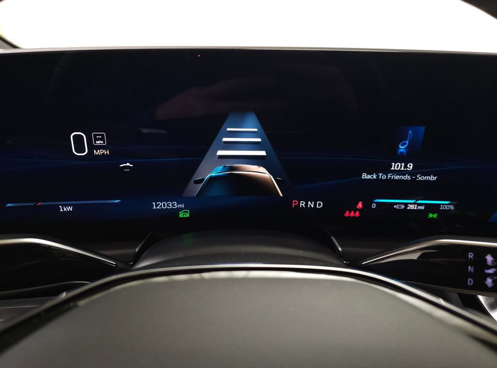 Certified 2024 Cadillac Lyriq Tech w/ Driver Assist Package AWD/4WD image 24