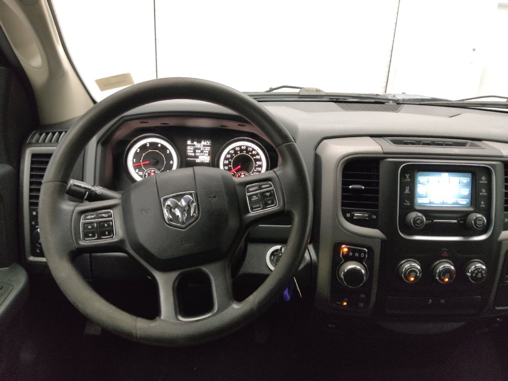 Used 2017 RAM 1500 Express AWD/4WD image 22