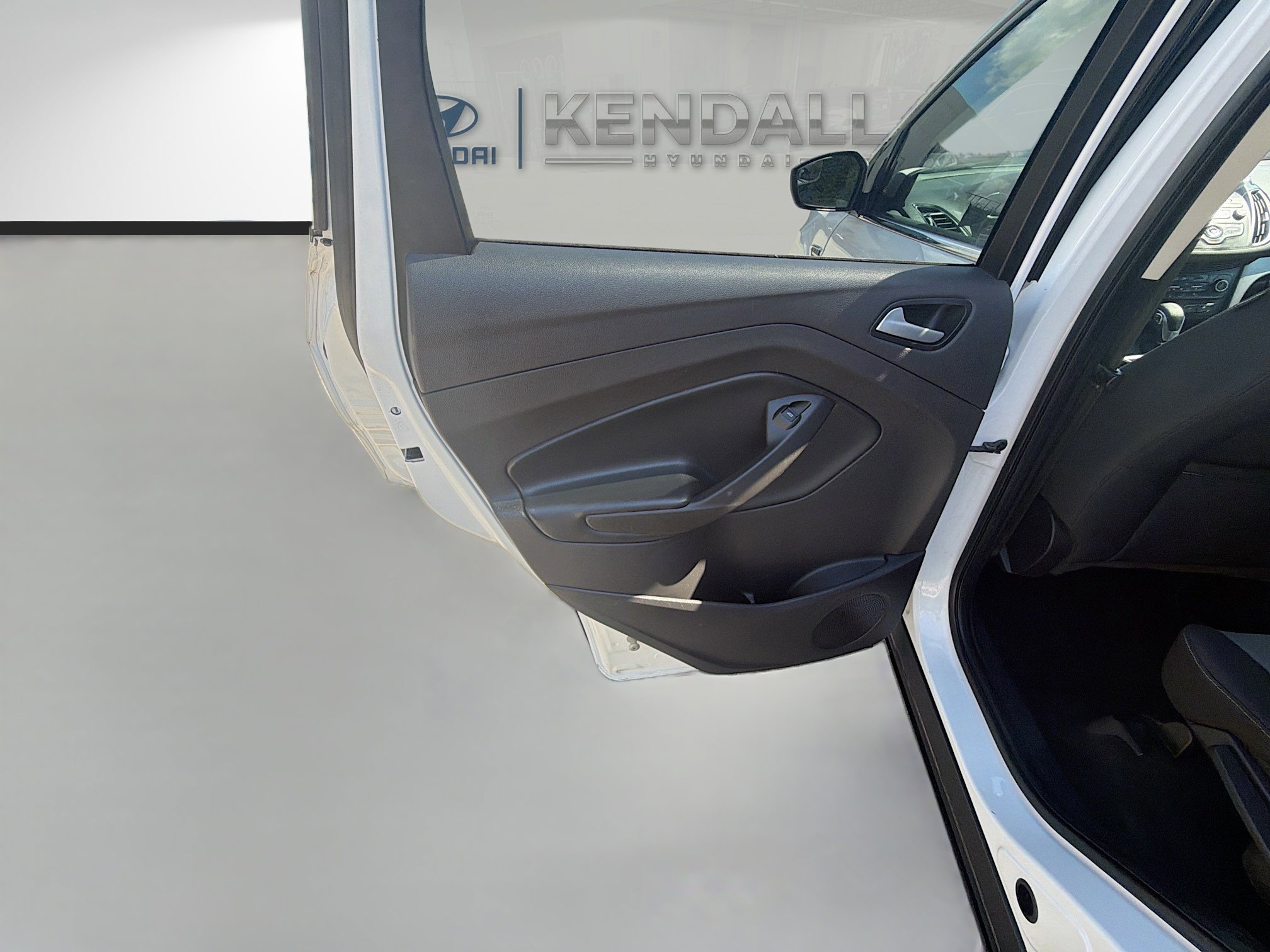 Used 2018 Ford Escape SE image 23