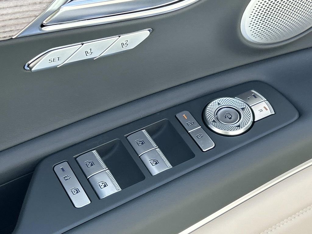 New 2026 Genesis GV80 2.5T Advanced image 18