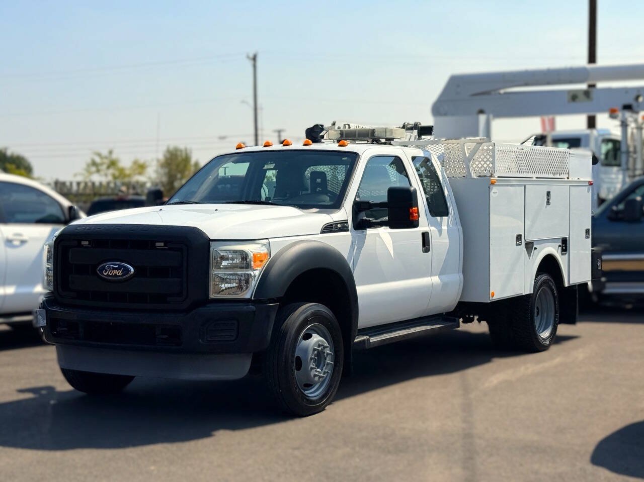 Used 2011 Ford F450 XL w/ PWR Equipment Group AWD/4WD image 2