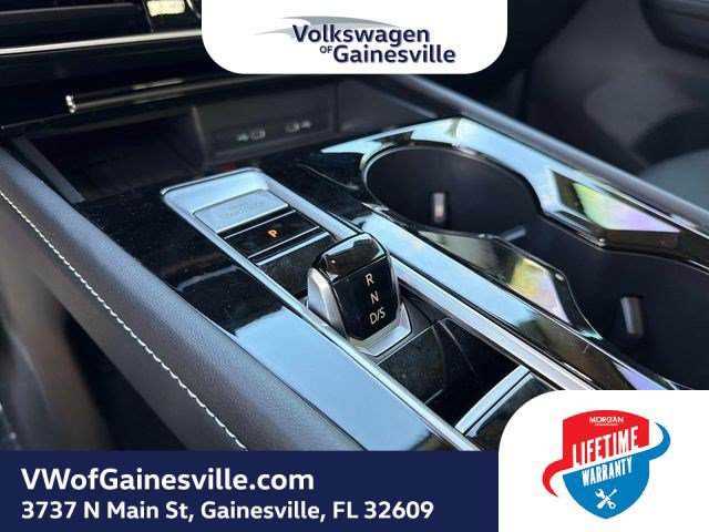 Certified 2025 Volkswagen Atlas SEL Premium R-Line AWD/4WD image 23