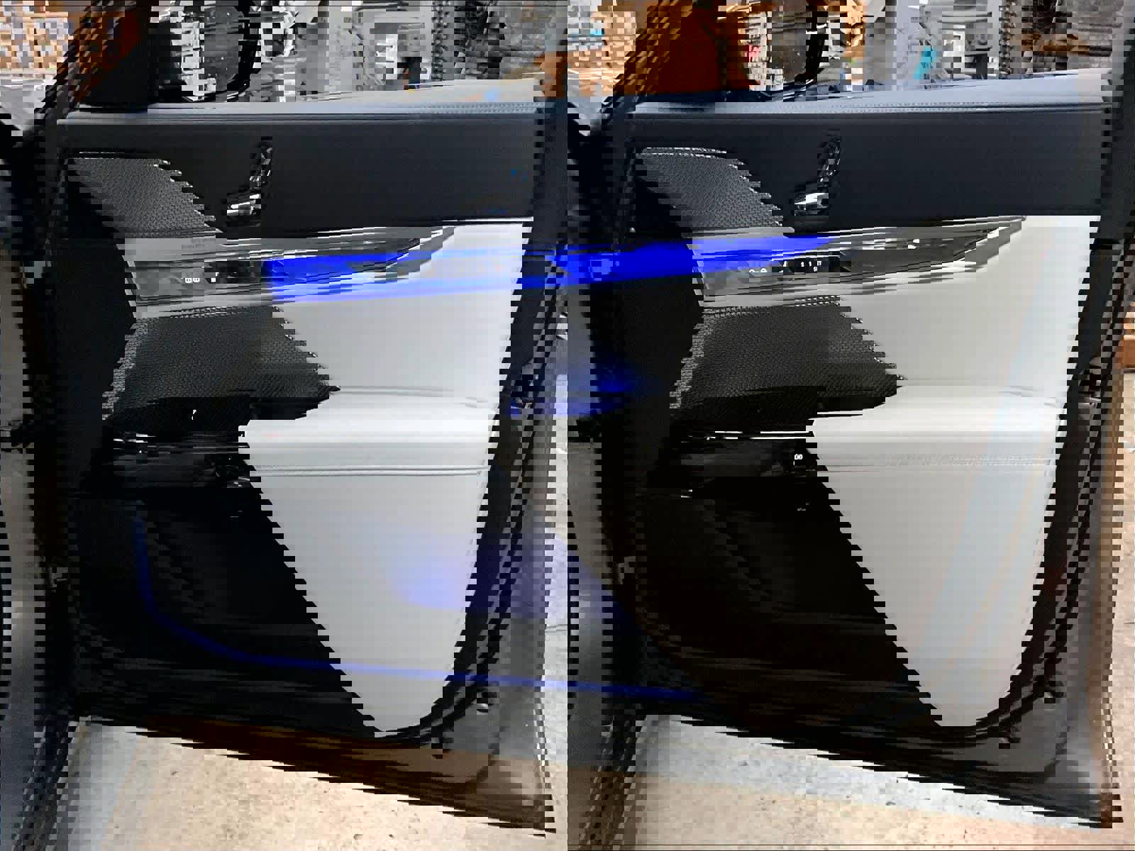 Certified 2025 BMW 760i xDrive 760i xDrive image 26