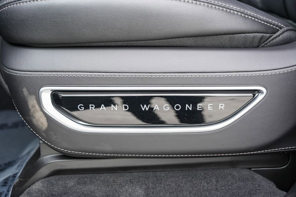 New 2026 Jeep Grand Wagoneer L Summit AWD/4WD image 23