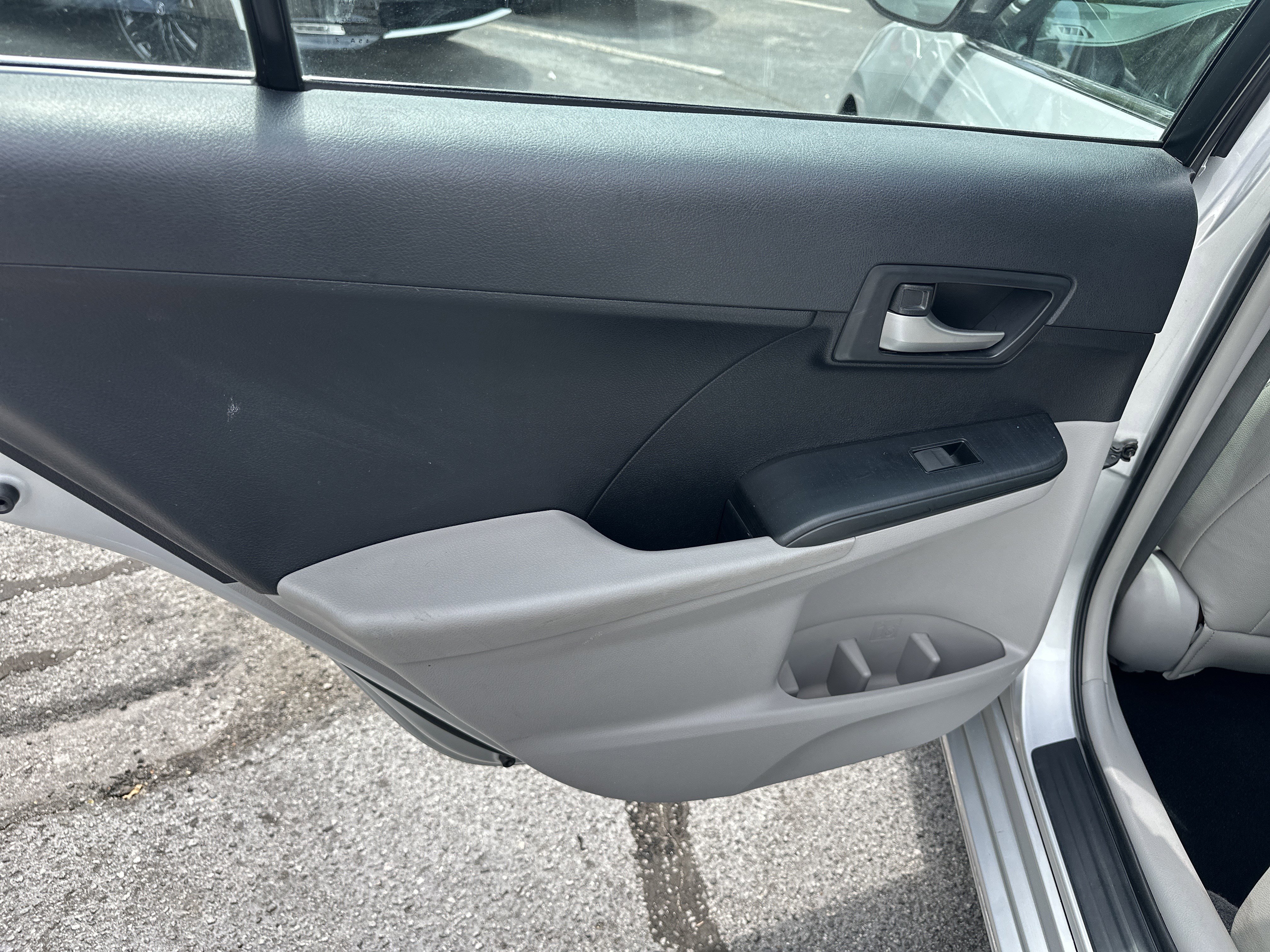 Used 2014 Toyota Camry LE FWD image 22
