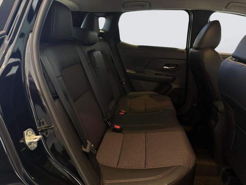 New 2026 Nissan Kicks SR FWD image 28
