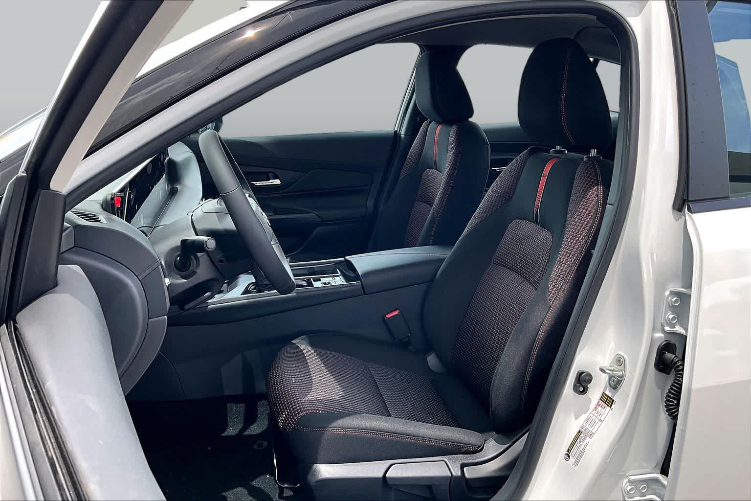 New 2026 Nissan Sentra SR w/ SR All Weather Package FWD image 15