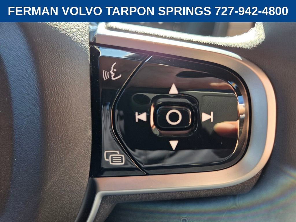 New 2026 Volvo XC90 B5 Plus w/ Protection Package Premier image 29