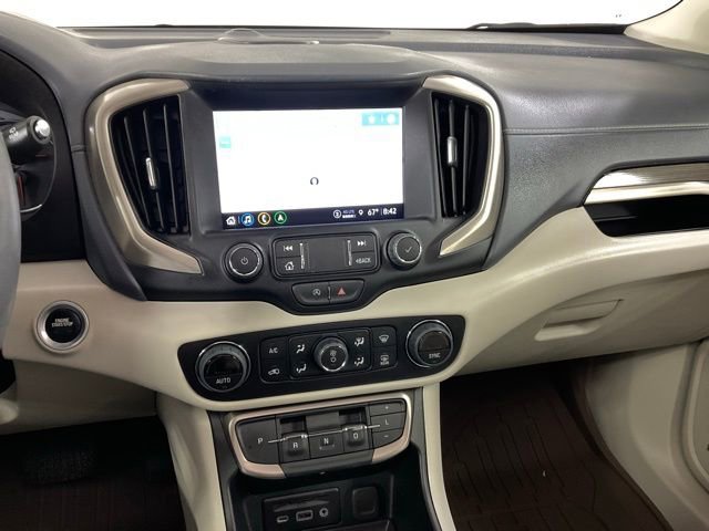 Used 2024 GMC Terrain Denali w/ Denali Premium Package image 16