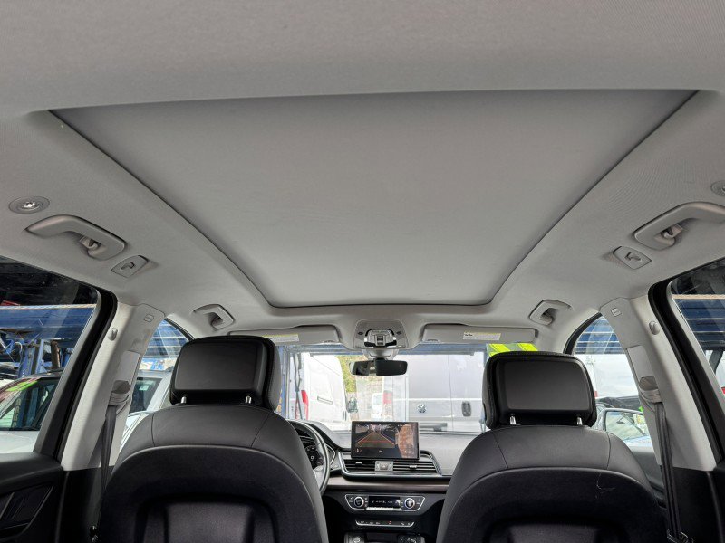 Used 2022 Audi Q5 2.0T Premium Plus w/ Premium Plus Package image 32