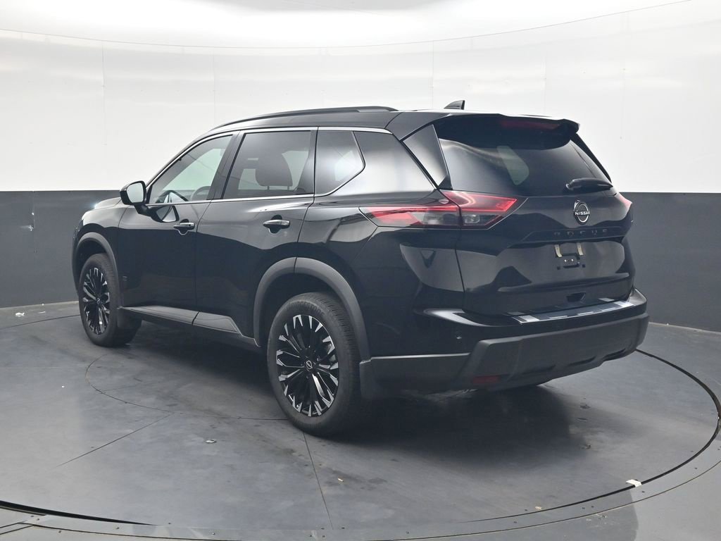 Certified 2026 Nissan Rogue Dark Armor FWD image 7