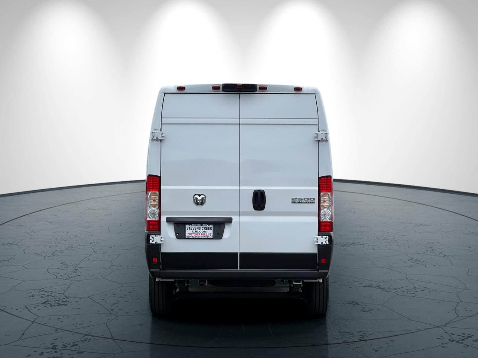 Used 2026 RAM ProMaster 2500 w/ Convenience Group FWD image 5