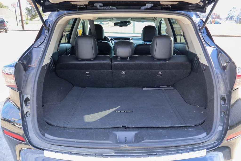 Used 2022 Nissan Murano SV image 24