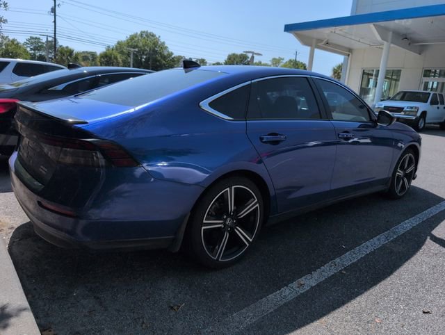 Used 2024 Honda Accord Sport image 2