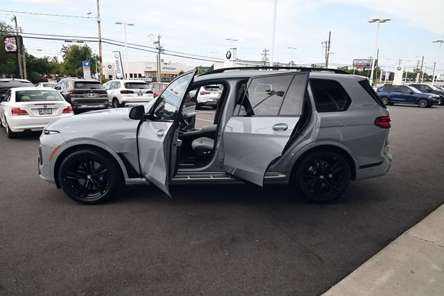 Used 2024 BMW X7 xDrive40i w/ Executive Package AWD/4WD image 35